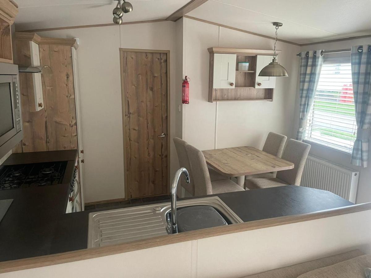 Luxury 6 Berth Caravan, Marton Mere Blackpool Exterior foto